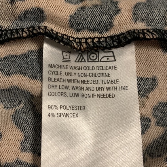NWOT Colleen Lopez size large sweater - Picture 7 of 7